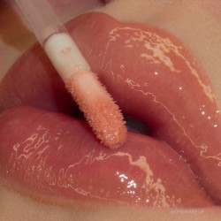 Lipgloss 03 Natural Sugar Powder by Klaudia Cukier Puder Claresa