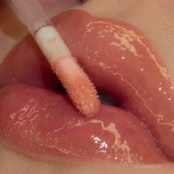 Lipgloss 03 Natural Sugar Powder by Klaudia Cukier Puder Claresa